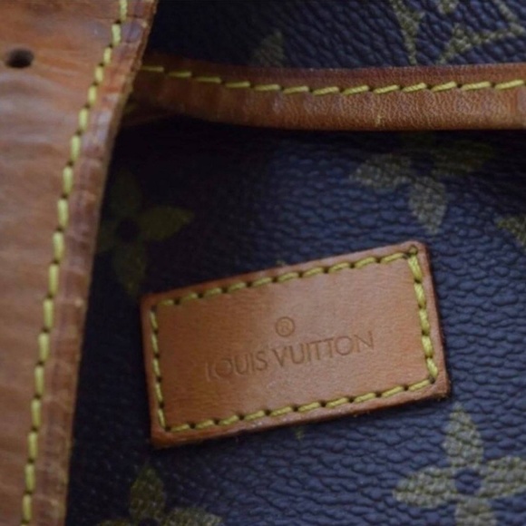 SOLD!!!!Authentic Louis Vuitton Saumur 35 Monogram - Picture 4 of 8